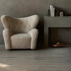 Audo Copenhagen Den Trætte Mand Fåreskind Moonlight/Røget Eg^ Stue|Stole