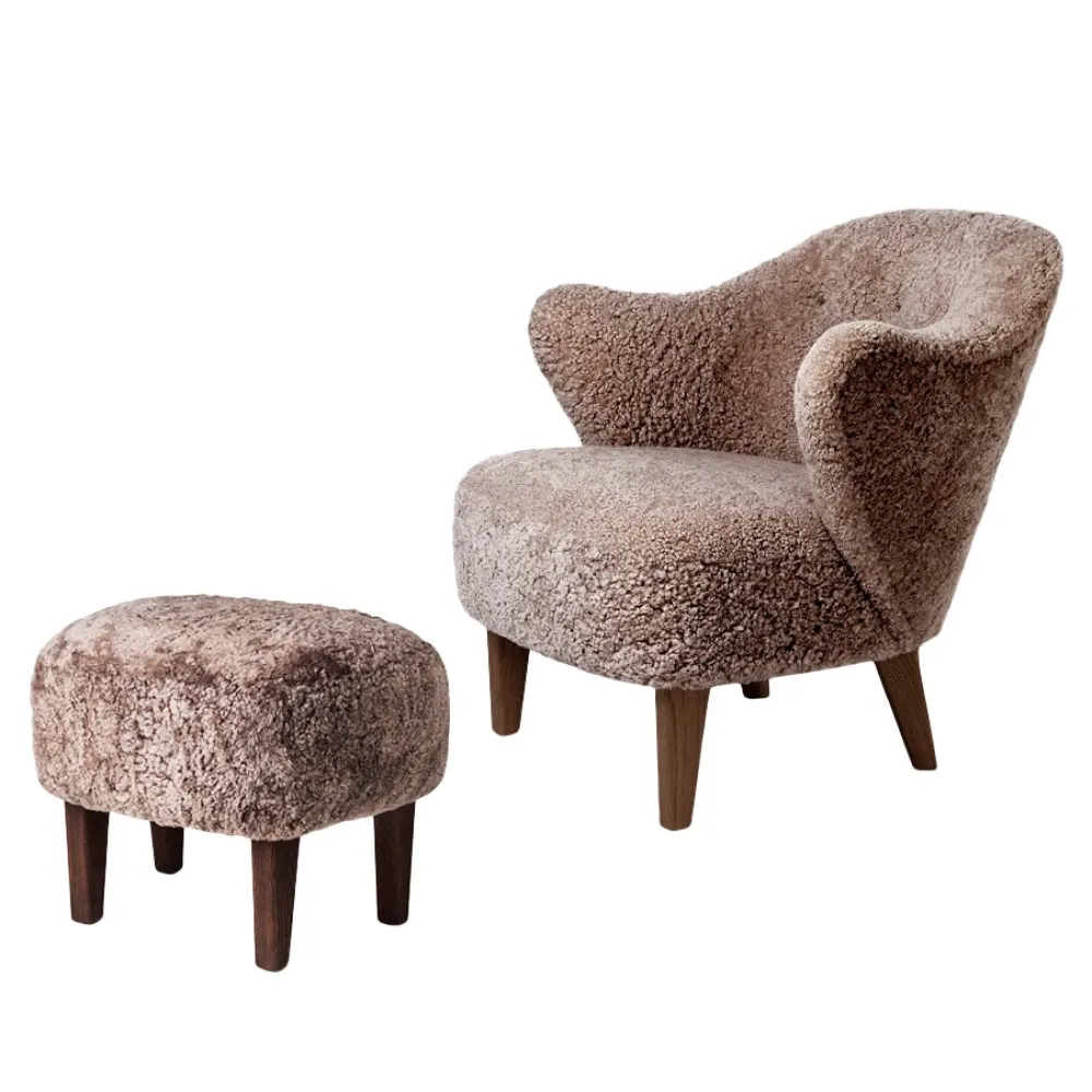 Audo Copenhagen Ingeborg Med Fodskammel Fåreskind Sahara/Røget Eg^ Stole|Stue
