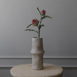 Botané Studios Artichoke Branch Red^ Kunstige Blomster