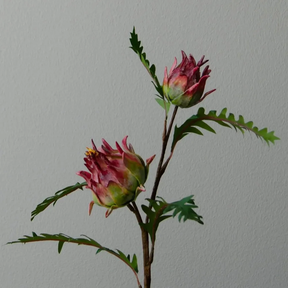 Botané Studios Artichoke Branch Red^ Kunstige Blomster