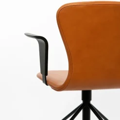 Bruunmunch PLAY Arm Chair Swing Cognac Hero Læder^ Stue|Kontor