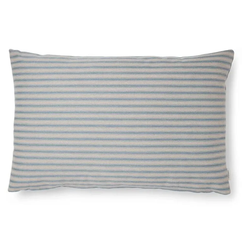 Compliments Outdoor Fine Stripe Cushion Dusty Blue 40x60 cm^ Udendørs|Puder