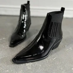 Copenhagen Shoes The Walking Boot Black Patent^Dame Sko
