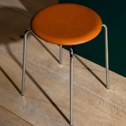 Fritz Hansen 3170 Dot Walnut Leather^ Soveværelse|Køkken