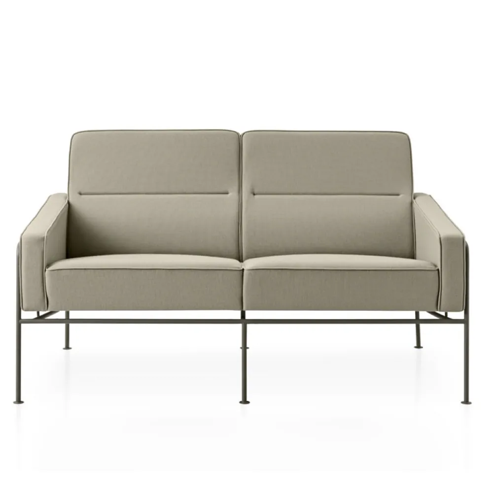 Fritz Hansen 3302 Sofa 2-Pers Stof^ Sofaer|Stue