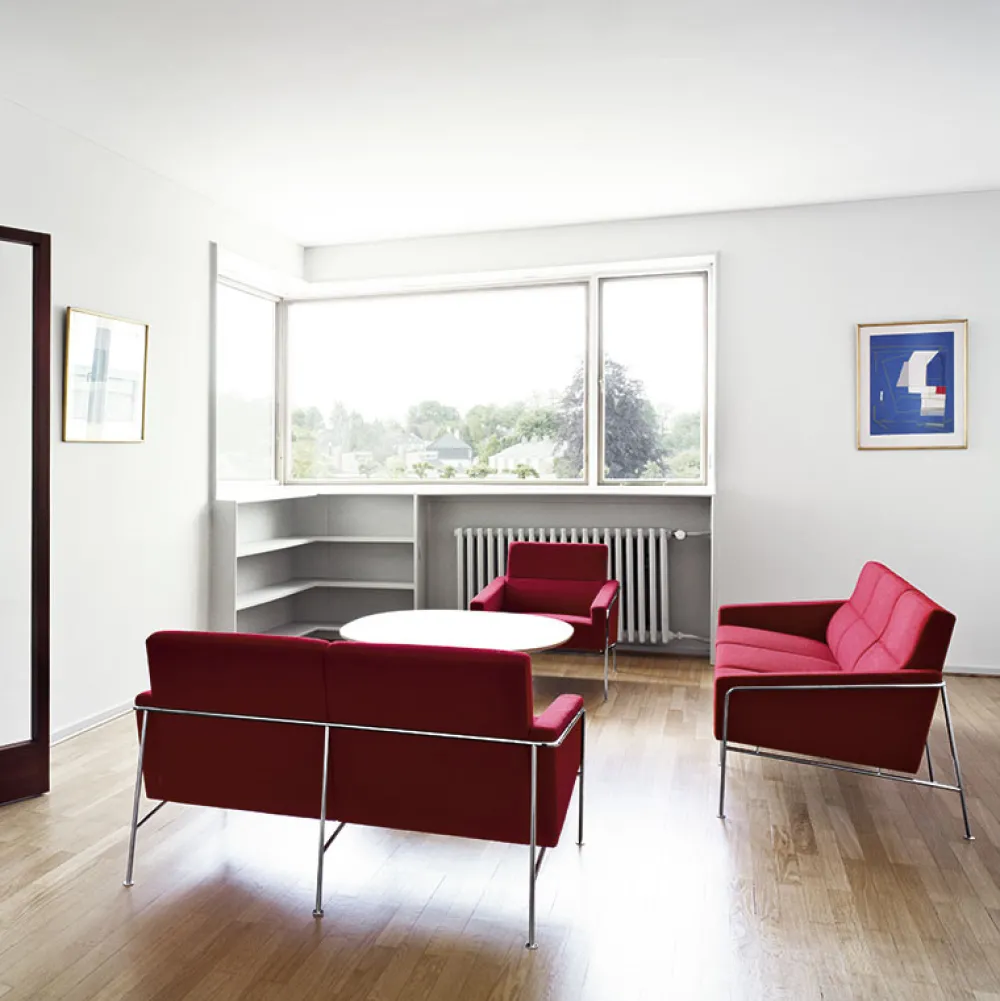 Fritz Hansen 3302 Sofa 2-Pers Stof^ Sofaer|Stue