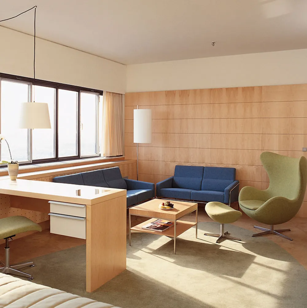 Fritz Hansen 3302 Sofa 2-Pers Stof^ Sofaer|Stue