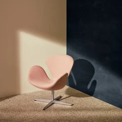 Fritz Hansen 3320 Svanen Loungestol Stof^ Stole