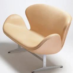 Fritz Hansen 3321 Svanesofa 2-Pers Læder^ Sofaer
