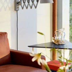 Fritz Hansen AJ Trolley Sort^ Stue