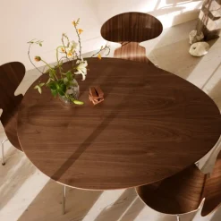 Fritz Hansen Æggebordet^ Stue|Køkken