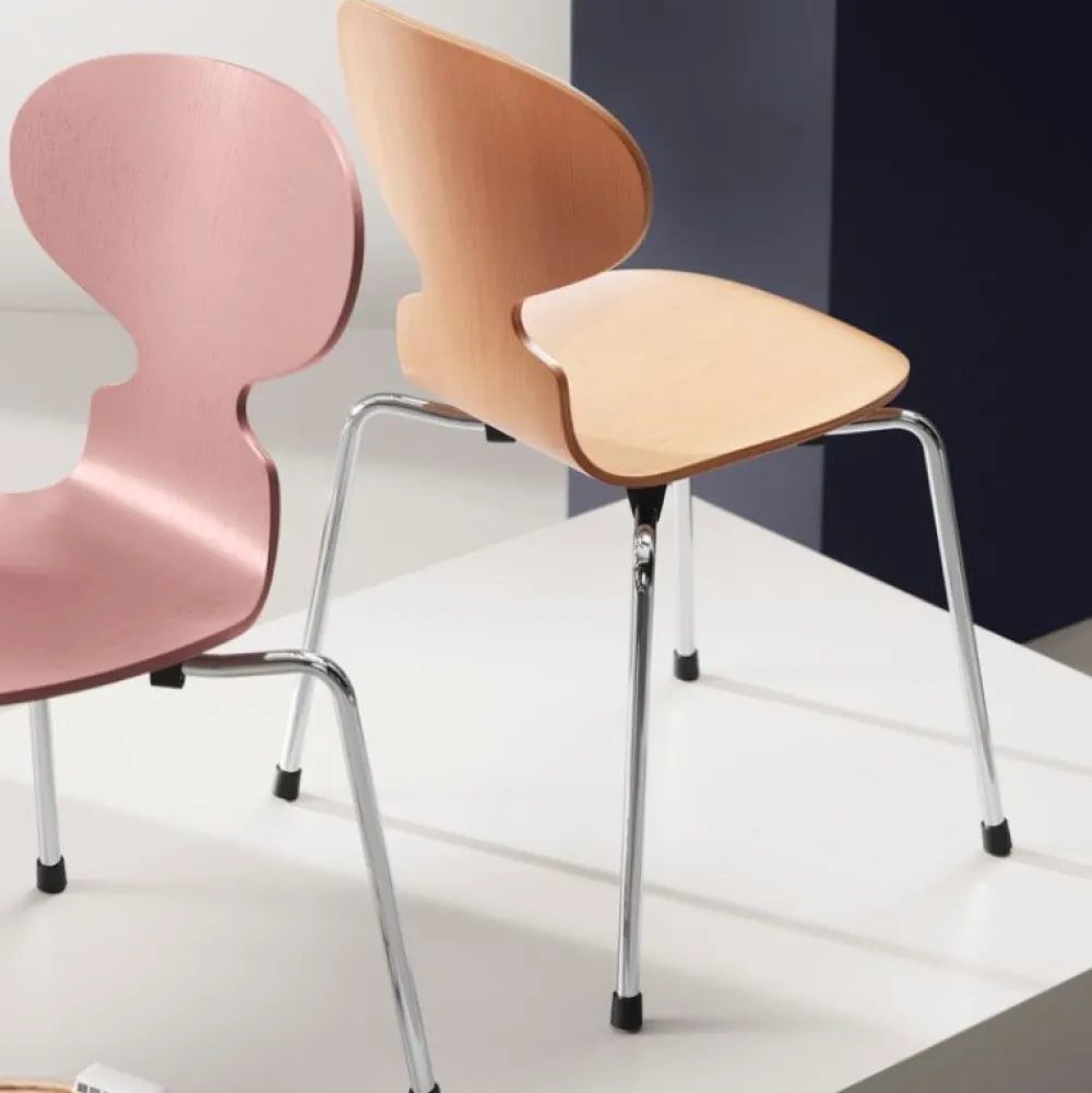 Fritz Hansen Myren Børnestol^Børn Børneværelse|Møbler