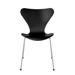 Fritz Hansen Serie 7™ 3107 Lakeret^ Køkken|Stole