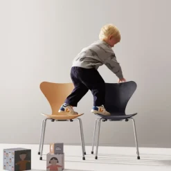 Fritz Hansen Serie 7 Børnestol^Børn Børneværelse|Møbler