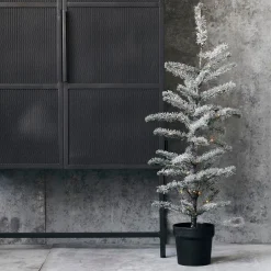 House Doctor Christmas Tree Flocked W. 70 Wire Led Lights Nature^ Julepynt