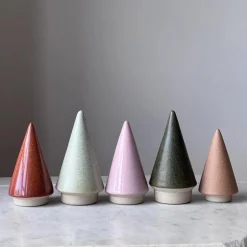 Julie Damhus Studio Juletræ Pink (Lille, Mellem, Stor)^ Julepynt|Keramik & Porcelæn