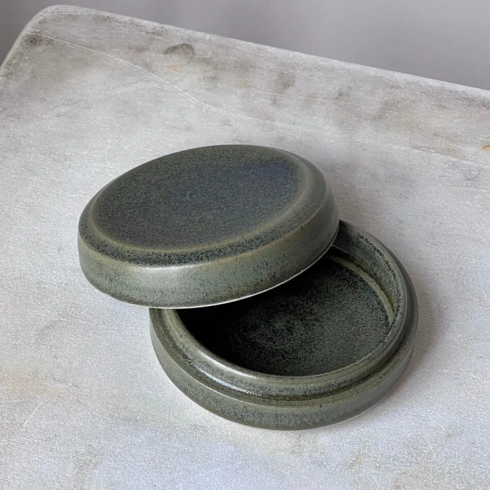 Julie Damhus Studio Smykkeskrin Lille Grøn^ Æsker|Keramik & Porcelæn