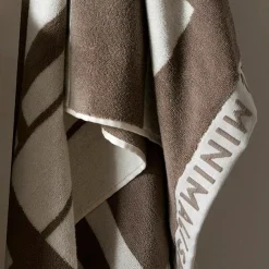 Kristina Dam Studio Minimal Towel Off White/Beige Small^ Badeværelse