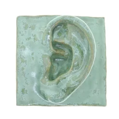 Laoru Laoru Left Ear Relief Copper Green^ Keramik & Porcelæn