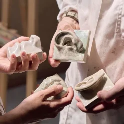 Laoru Laoru Left Ear Relief Copper Green^ Keramik & Porcelæn