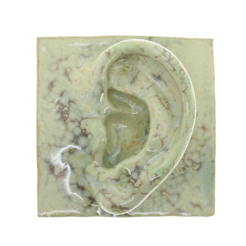 Laoru Laoru Left Ear Relief Crystal Green^ Keramik & Porcelæn