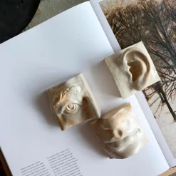 Laoru Laoru Left Ear Relief Crystal Green^ Keramik & Porcelæn