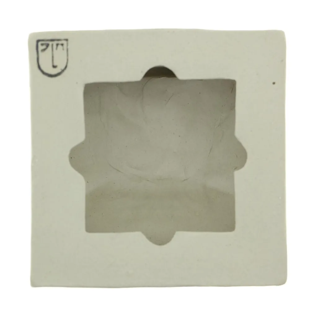 Laoru Laoru Mouth I Relief Antique White^ Keramik & Porcelæn