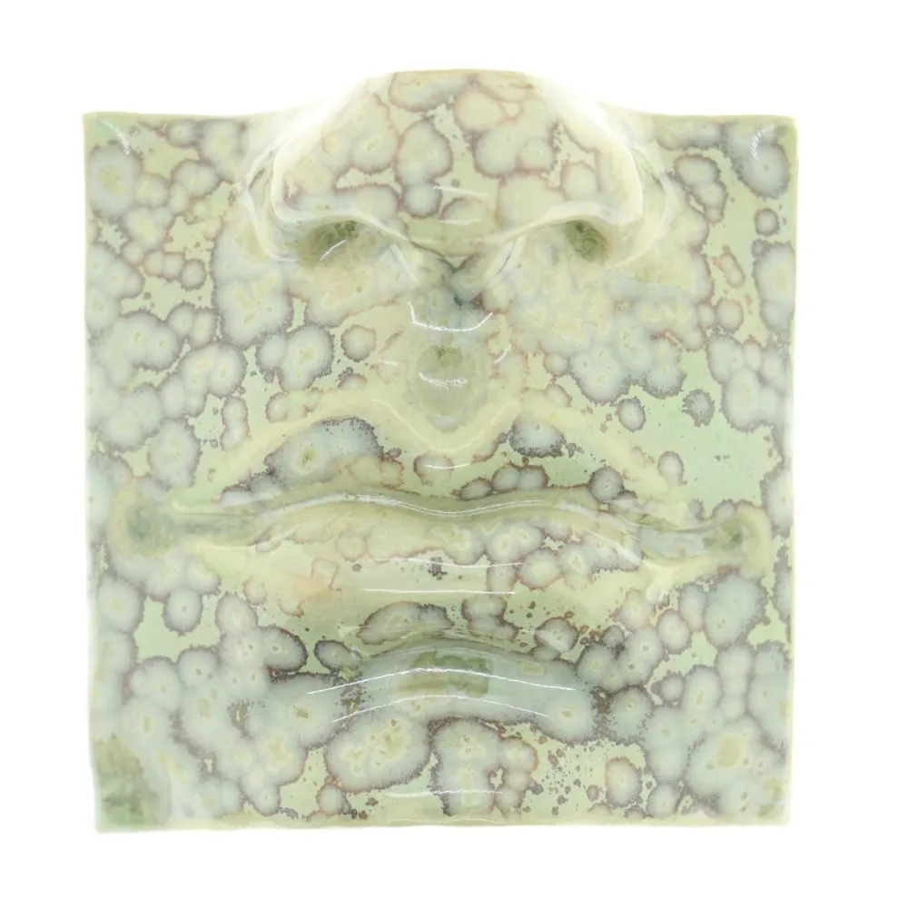 Laoru Laoru Mouth I Relief Crystal Green^ Keramik & Porcelæn