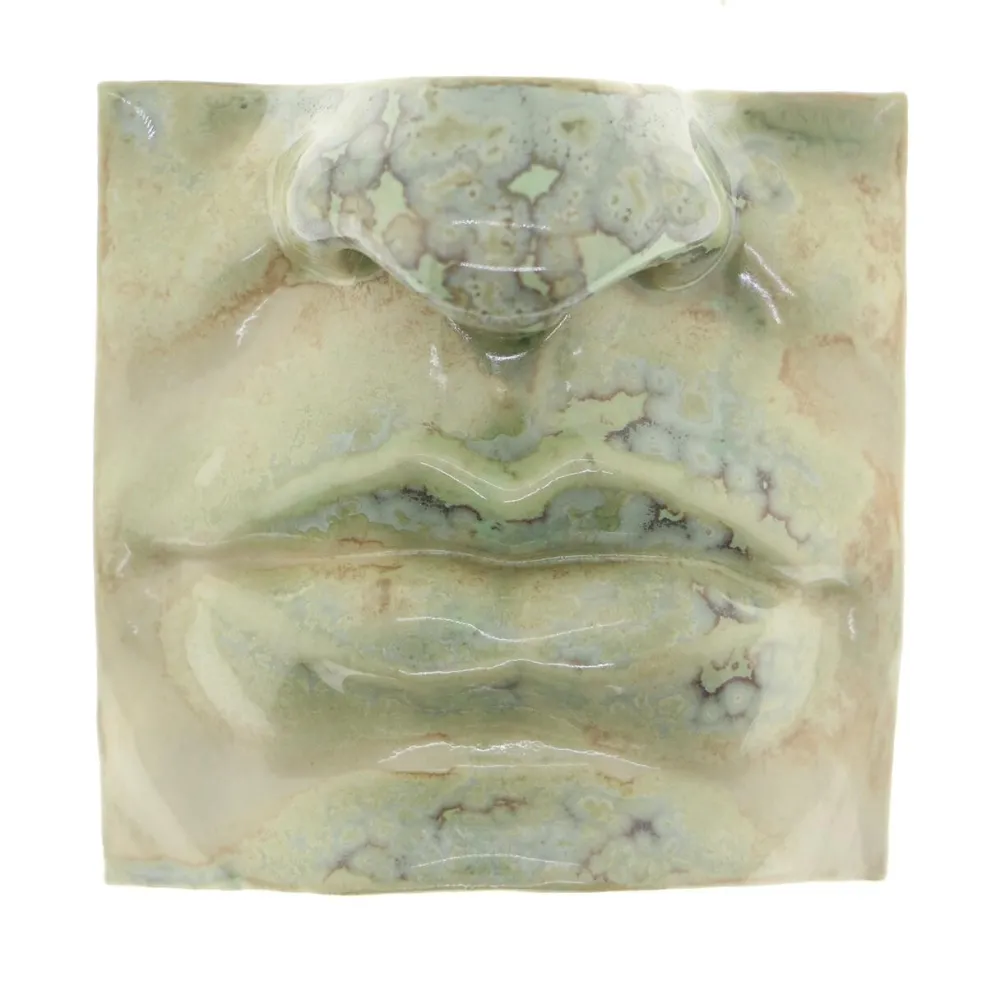 Laoru Laoru Mouth II Relief Crystal Green^ Keramik & Porcelæn