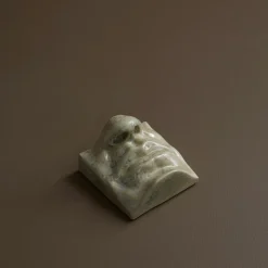 Laoru Laoru Mouth II Relief Crystal Green^ Keramik & Porcelæn