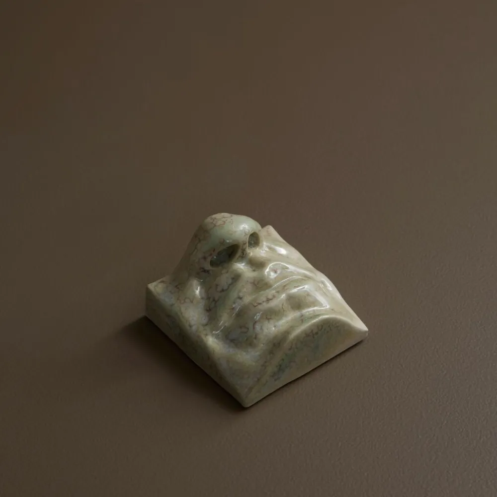 Laoru Laoru Mouth II Relief Crystal Green^ Keramik & Porcelæn