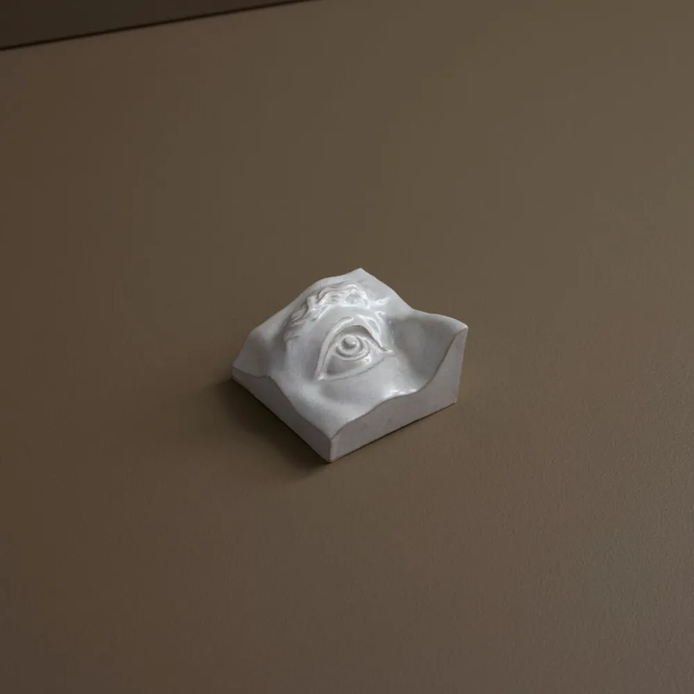 Laoru Laoru Right Eye Relief Antique White^ Keramik & Porcelæn