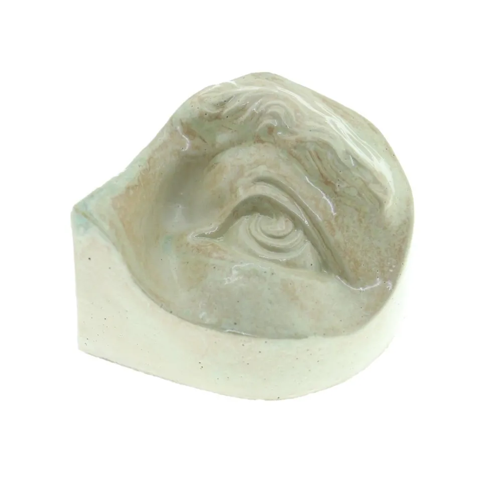 Laoru Laoru Rounded Eye Left Relief Crystal Green^ Keramik & Porcelæn