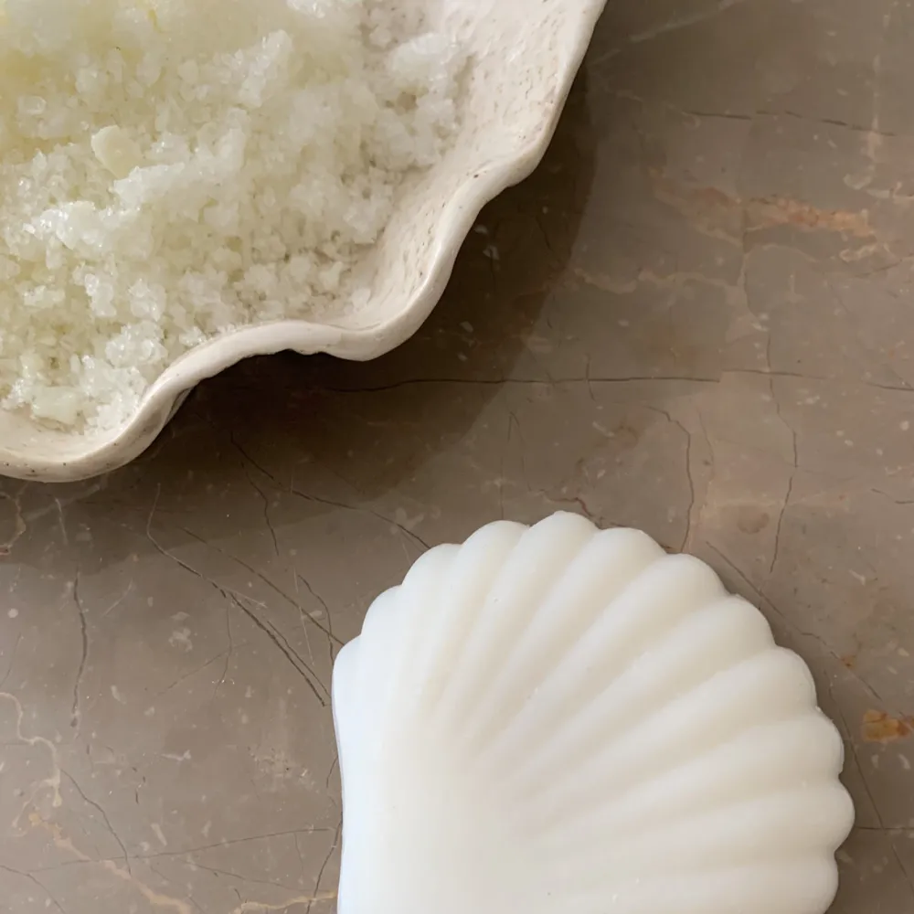 Mellow Mind Neutral Bath Salt Unscented Pure^ Velvære