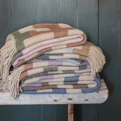 Mette Ditmer Maze Throw Chocolate^ Plaider