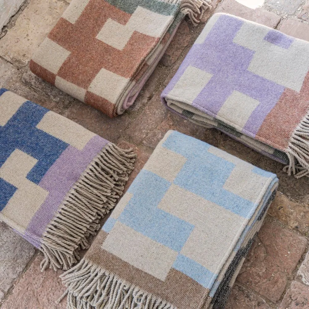 Mette Ditmer Maze Throw Light Blue^ Plaider