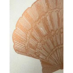 Monika Petersen Musling-Seashell Gold/Sand^ Stue|Illustrationer & Plakater