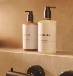 Rebelle Copenhagen Liquid Scrub Cleanser Lemongrass Mint 500 ml^ Badeværelse|Velvære