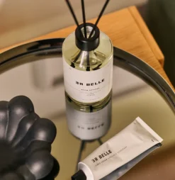 Rebelle Copenhagen Room Diffuser Lily Of The Valley Cedar 180 ml^ Duftlys & Diffusere|Badeværelse