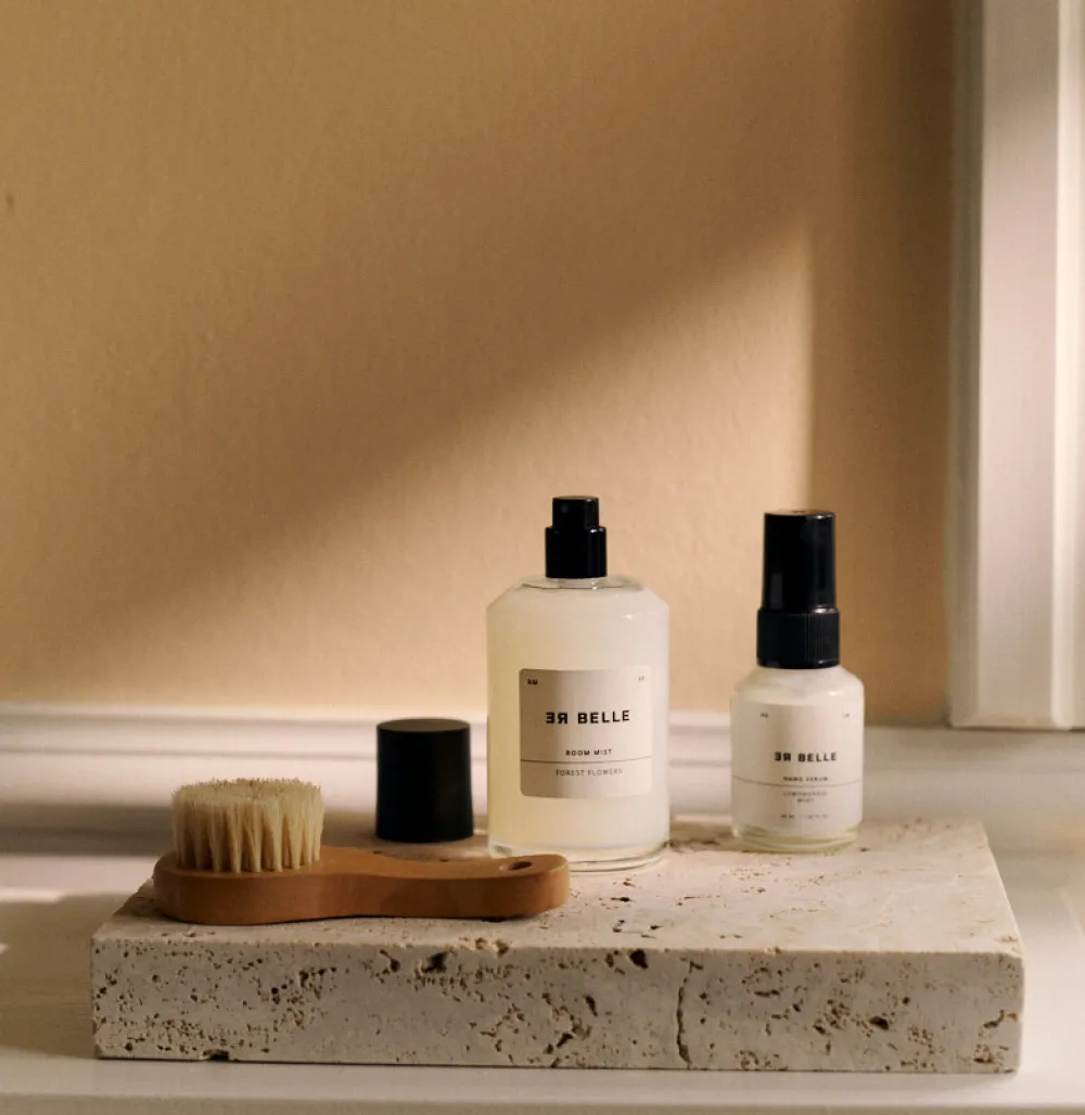 Rebelle Copenhagen Room Mist Forest Flowers 100 ml^ Duftlys & Diffusere|Badeværelse