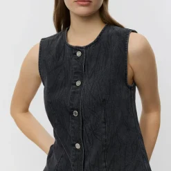 Sofie Schnoor CarlaSW Vest Washed Black^Dame Overdele