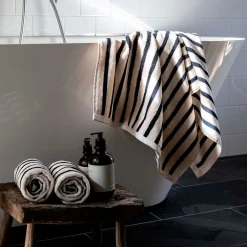 Tell Me More Bonnie Bath Towel Black^ Badeværelse