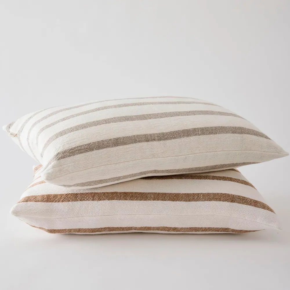 Tell Me More Gaston Cushion Natural 40x60 cm^ Puder