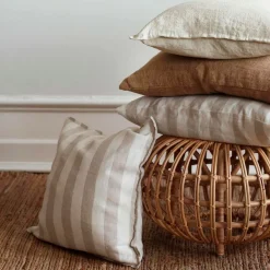 Tell Me More Marion Cushion Pampas^ Puder