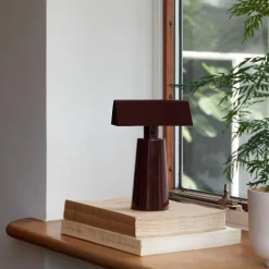 &Tradition Caret MF1 Dark Burgundy^ Soveværelse|Bordlamper