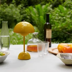 &Tradition Flowerpot Portable Table Lamp VP9 Mustard^Børn Belysning|Bordlamper