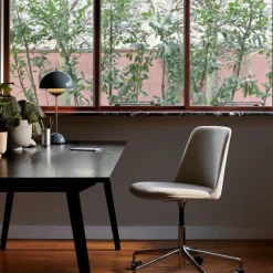 &Tradition Flowerpot Table Lamp VP3 Stone Blue^ Bordlamper