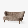 &Tradition Lille Petra VB2 Sofa Sahara Sheepskin Walnut Legs^ Stue|Sofaer