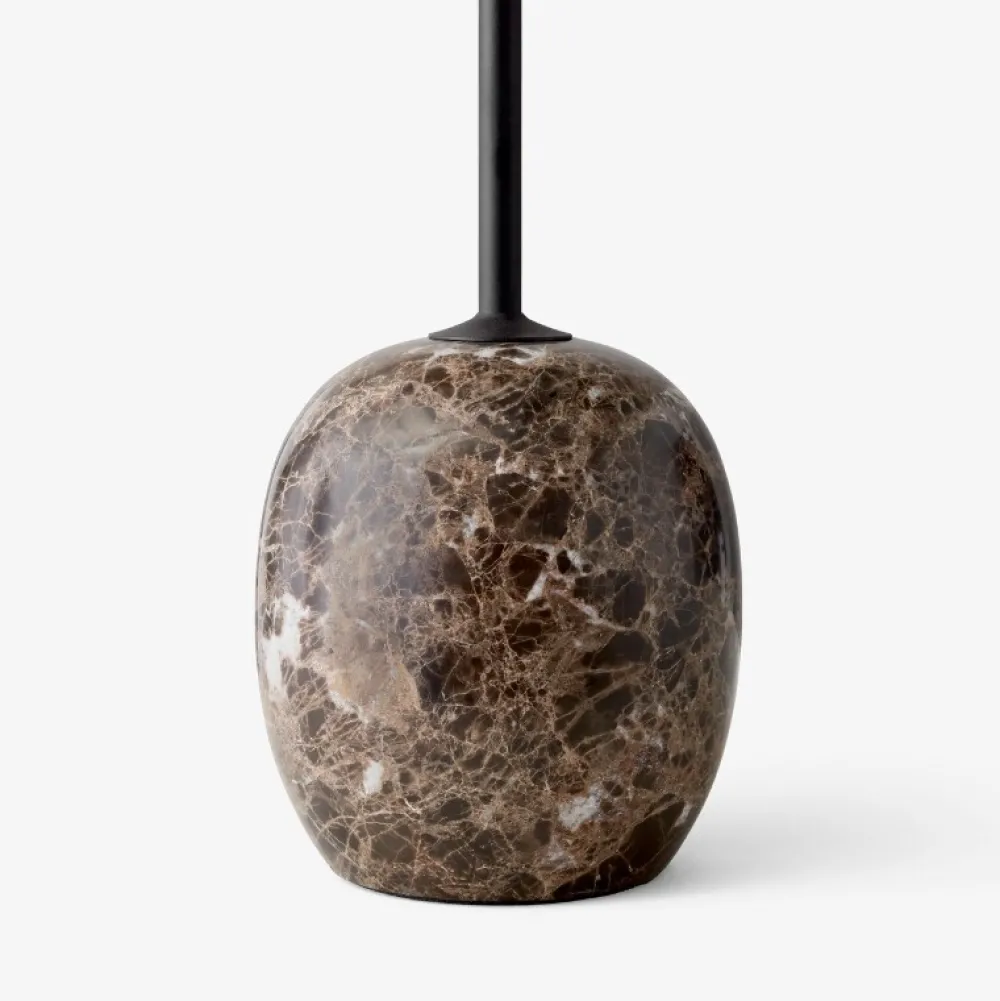 &Tradition LN9 Lato Bord Warm Black/Valnød Ø50 cm^ Borde