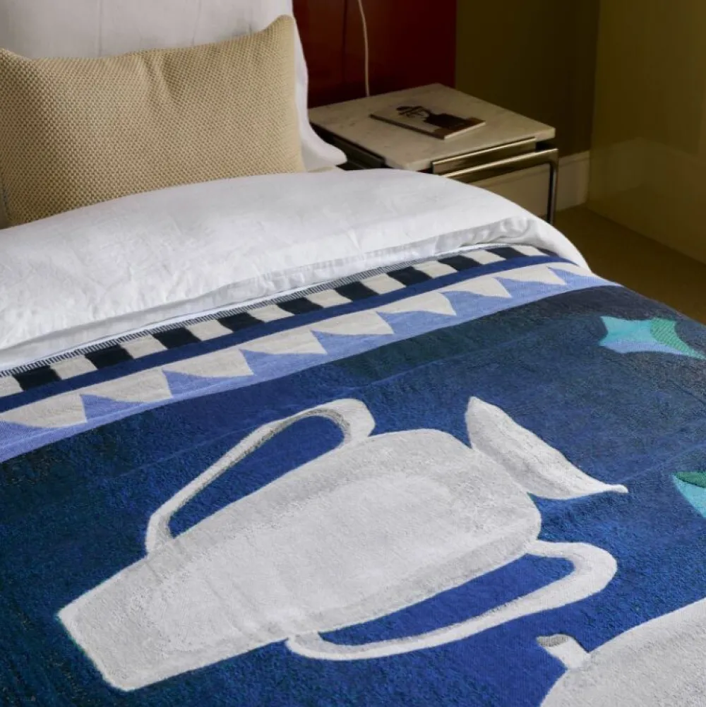 &Tradition Momento Throw Midnight Blue^ Plaider